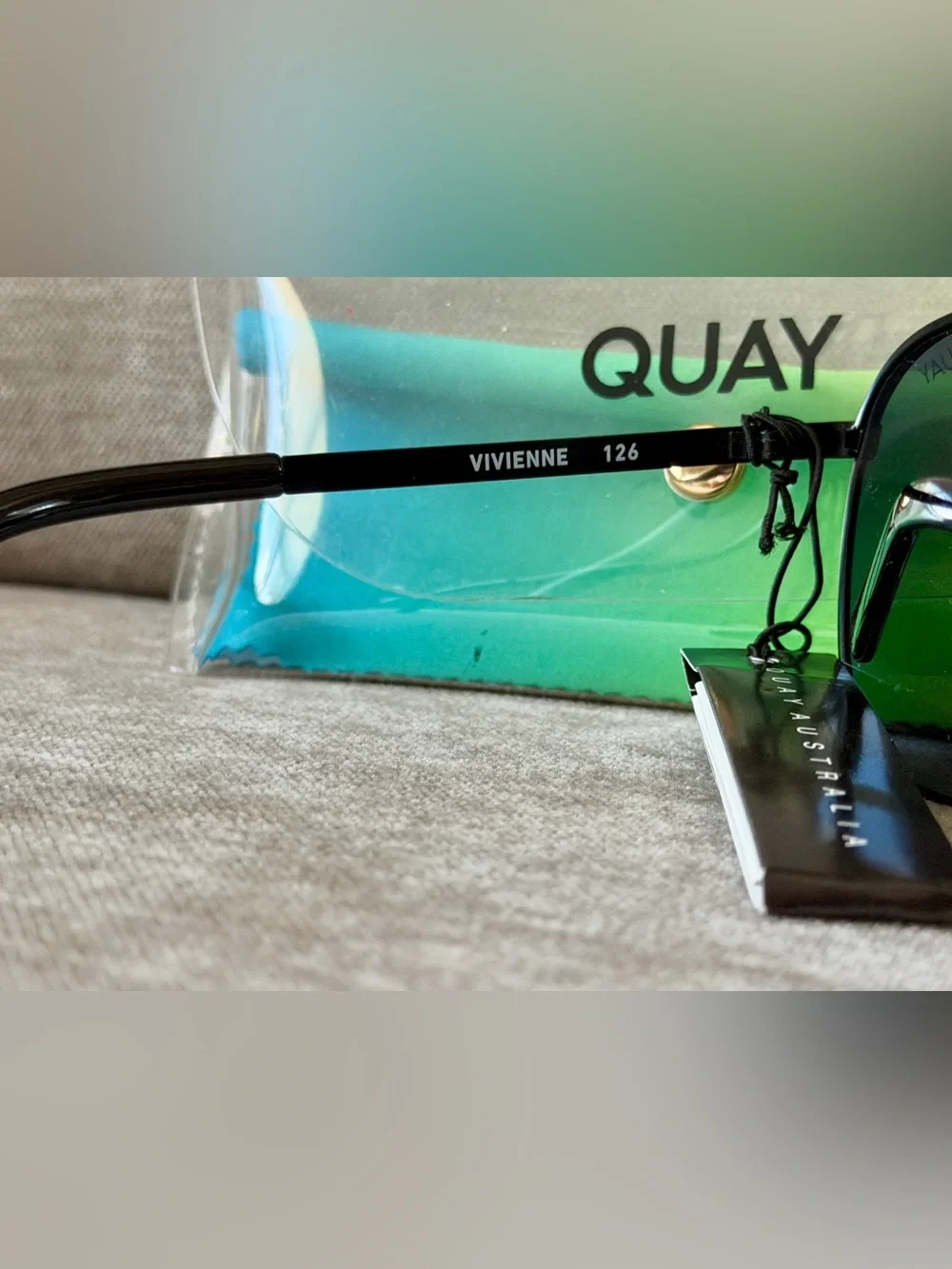 🕶️Quay Australia VIVIENNE Aviator Sunglasses🕶️ NWT❗️